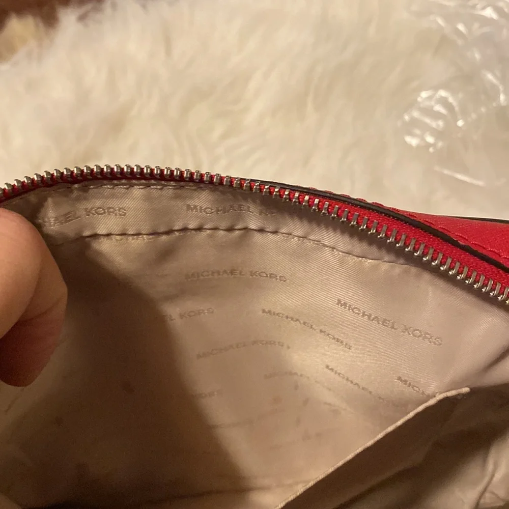 Michael Kors, red purse, excellent used condition - Picture 8 of 8